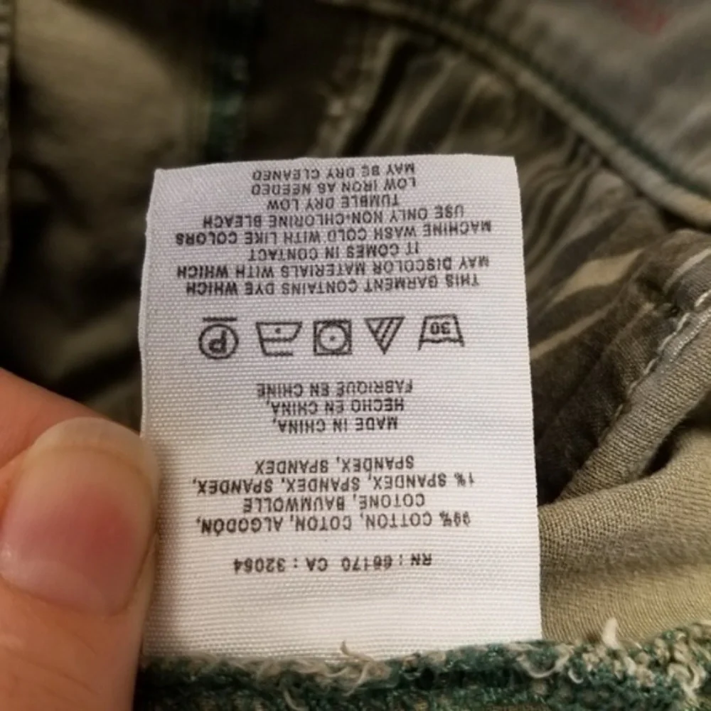 Anthro Pilcro & the Letterpress Hyphen Shorts - Picture 7 of 8